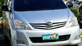 Selling 2nd Hand Toyota Innova 2010 at 110000 km in Samal