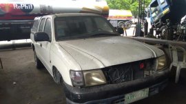 Toyota Hilux 2003 Manual Diesel for sale in Meycauayan