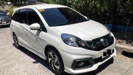 Sell White 2015 Honda Mobilio in Pasig