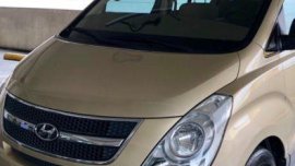 Selling 2nd Hand Hyundai Grand Starex 2010 in Quezon City