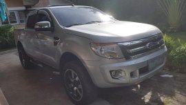 Selling Ford Ranger 2013 at 100000 km in Olongapo