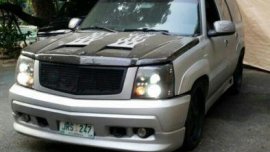 2nd Hand Cadillac Escalade 2002 for sale in Quezon City