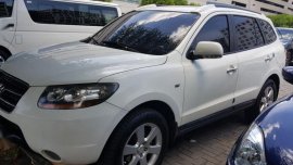 2nd Hand Hyundai Santa Fe 2009 at 90000 km for sale