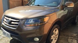 Selling Used Hyundai Santa Fe 2010 at 102000 km 