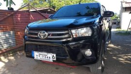 Sell 2nd Hand 2016 Toyota Hilux at 34000 km in Angeles