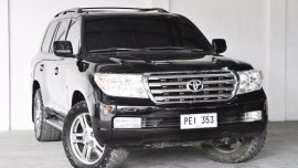 Sell 2nd Hand 2010 Toyota Land Cruiser at 30000 km in Quezon City
