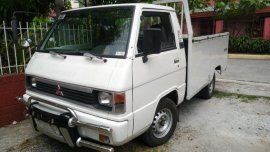 Selling Mitsubishi L300 2003 Manual Diesel in Valenzuela