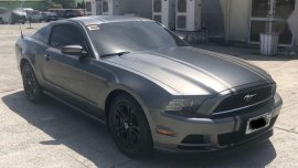 Selling 2nd Hand Ford Mustang 2014 in Pasig