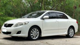 Selling 2nd Hand Toyota Corolla Altis 2010 in Parañaque