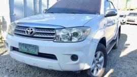 Selling Toyota Fortuner 2009 at 70000 km in Cainta
