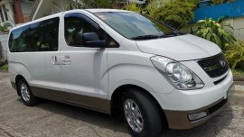 Selling Gold Hyundai Grand Starex 2013 at 70000 km in Las Piñas