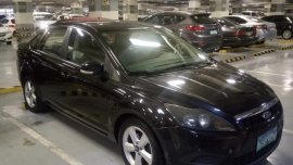 2nd Hand Ford Focus 2009 Sedan at 50000 km for sale