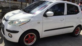 2nd Hand Hyundai I10 2009 Automatic Gasoline for sale in Quezon City