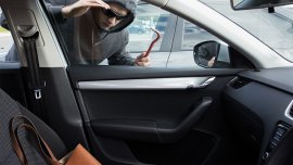 6 items commonly to be stolen from your car