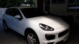 Selling Porsche Cayenne 2018 Automatic Gasoline in Makati