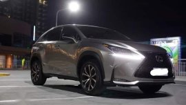 Selling Lexus Is 2015 Automatic Gasoline in Caloocan