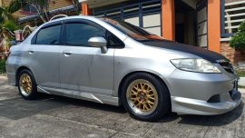 Selling 2nd Hand Honda City 2006 in Pila