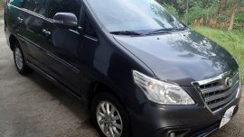 Selling Grey Toyota Innova 2014 Manual Gasoline