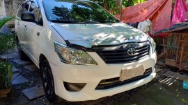 Selling 2nd Hand Toyota Innova 2013 in Tuguegarao