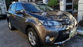 Selling 2nd Hand Toyota Rav4 2013 in Cainta
