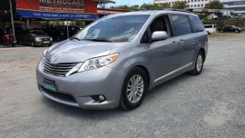 Selling Toyota Sienna 2013 at 50000 km in Pasig