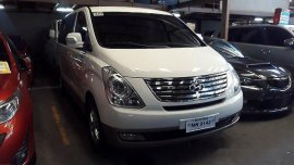 White Hyundai Grand Starex 2015 at 45359 km for sale