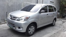 2nd Hand Toyota Avanza 2011 for sale in Parañaque
