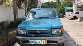 Selling 2nd Hand Toyota Revo 1999 in Parañaque