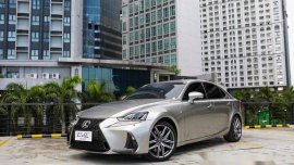 Selling Silver Lexus Is 350 2017 in Quezon City