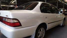 Selling Used Toyota Corolla 1997 in Quezon City