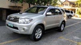 Used Toyota Fortuner 2009 at 70000 km for sale