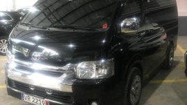 Selling Toyota Grandia 2017 Automatic Diesel in Quezon City