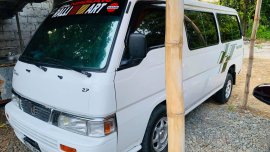 Selling White Nissan Urvan Escapade 2014 Manual Diesel 