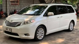 Selling White Toyota Sienna 2014 Van Automatic Gasoline at 24000 km in Quezon City