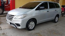 Sell 2nd Hand 2015 Toyota Innova Automatic Diesel in Rosales