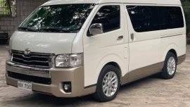 Sell White 2018 Toyota Hiace Van Automatic in Gasoline at 11000 km in Quezon City