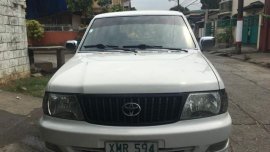Selling 2nd Hand Toyota Revo 2004 in Quezon City