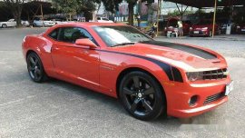 Selling Red Chevrolet Camaro 2010 at 1324 km