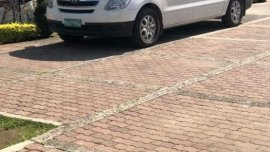 2nd Hand Hyundai Starex 2012 for sale in Carmona