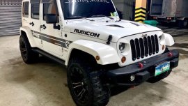 Sell 2nd Hand 2013 Jeep Rubicon Automatic Diesel in Cabuyao