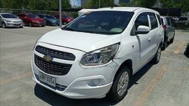 Sell White 2015 Chevrolet Spin at 73823 km