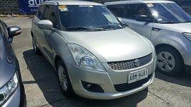 Silver Suzuki Swift 2015 Automatic Gasoline for sale 