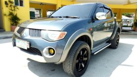 Selling Mitsubishi Strada 2008 in Valenzuela