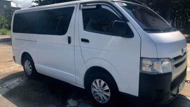 White Toyota Hiace 2014 for sale in Talisay