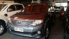 Selling Grey Toyota Fortuner 2014 Automatic Diesel in Pasig City