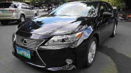 Black Lexus Es 350 2013 at 66188 km for sale