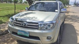 Selling Used Toyota Fortuner 2009 in Mandaue