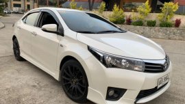 Selling Used Toyota Altis 2014 in Dagupan