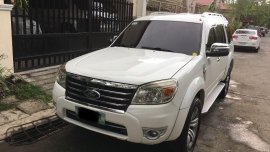 Selling Ford Everest 2012 Automatic Diesel in Las Piñas