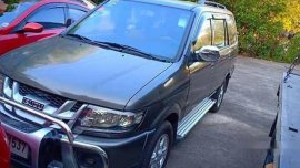 Selling Isuzu Crosswind 2015 at 118000 km in Pasig City